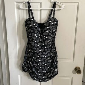 Profile by Gottex swimsuit, size 20